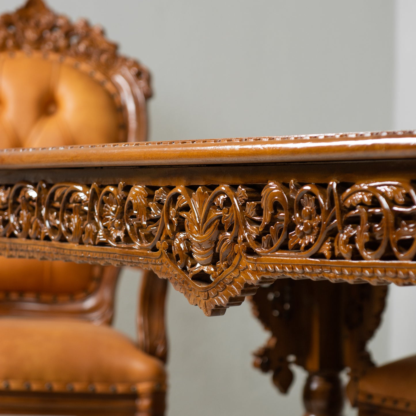 8 seaters dinning table