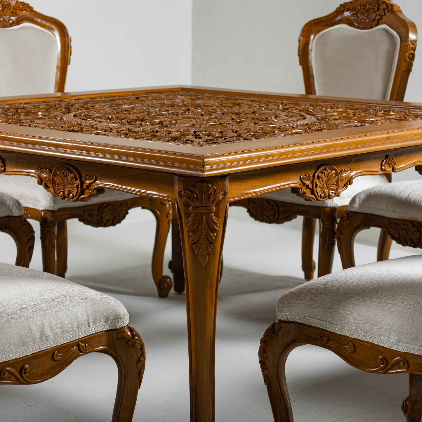8 seater dinning table set