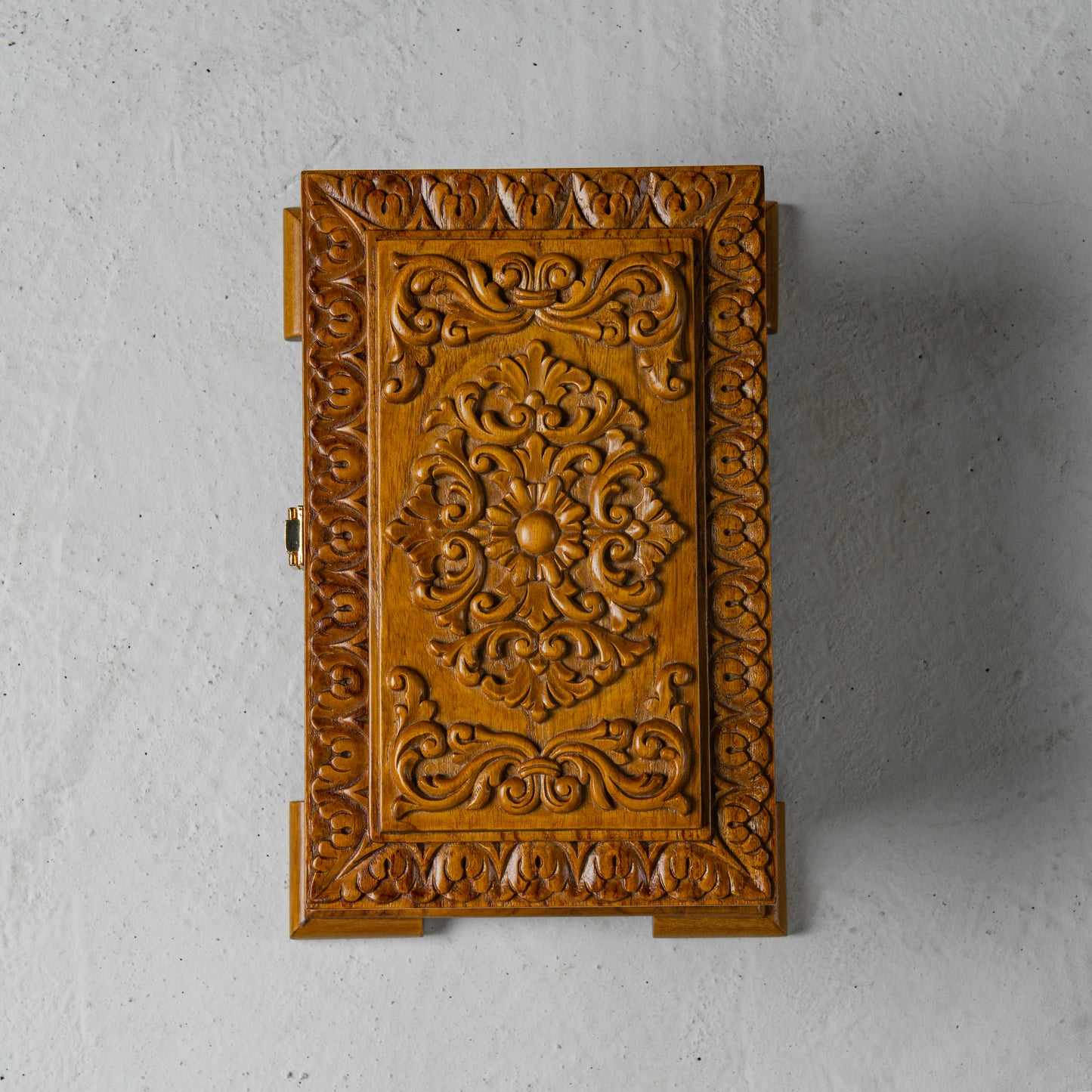 Wooden box