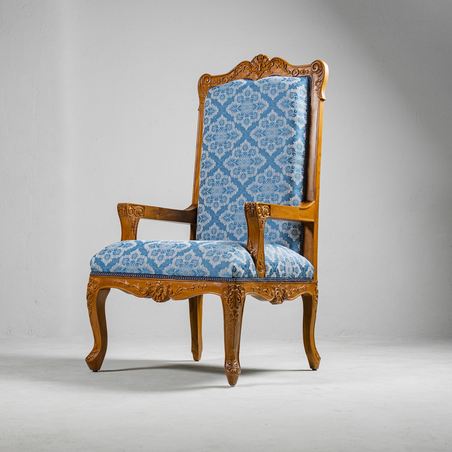 Single chair
